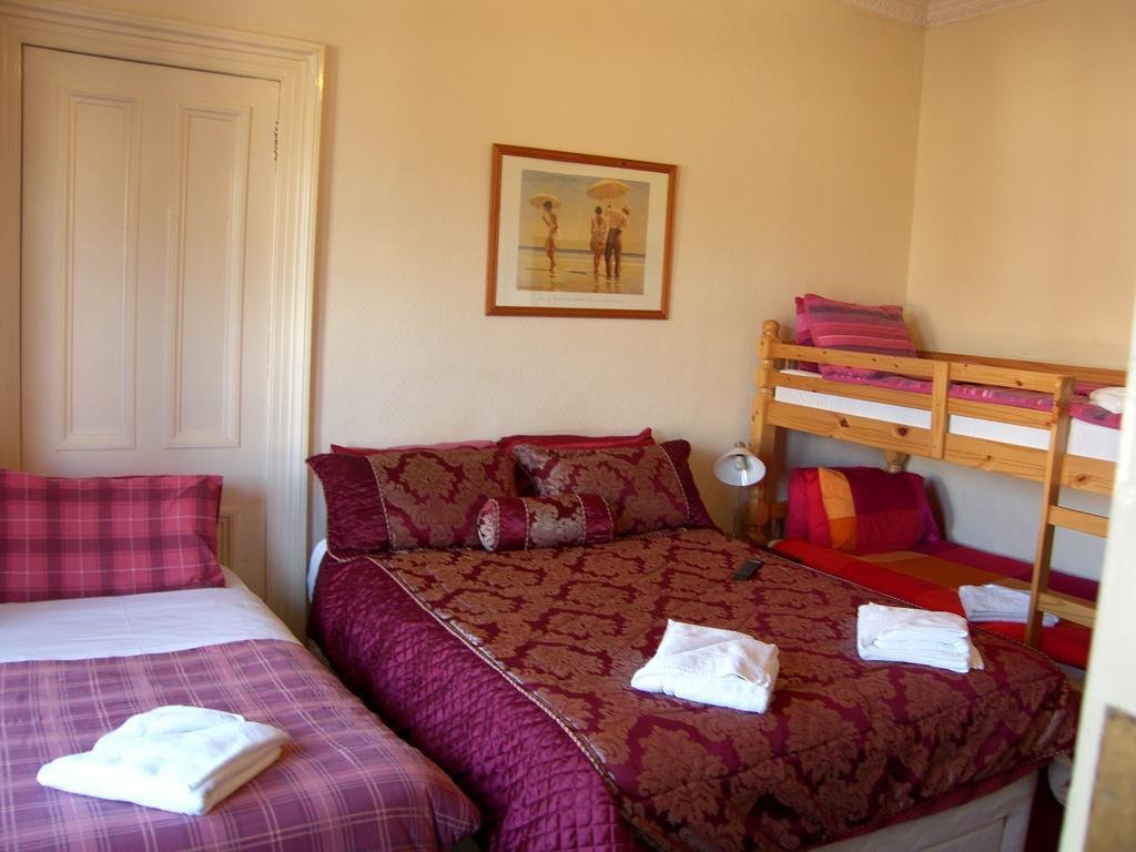 Regis Guest House Edimburgo Habitación foto