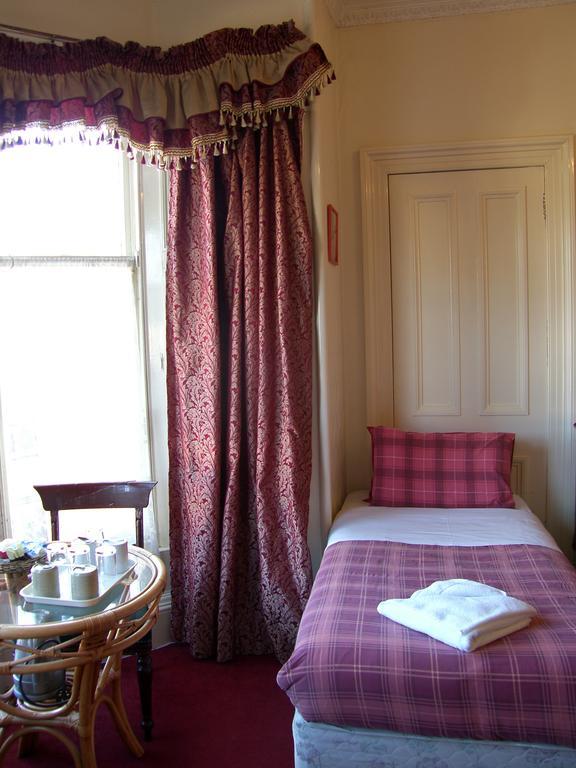 Regis Guest House Edimburgo Habitación foto