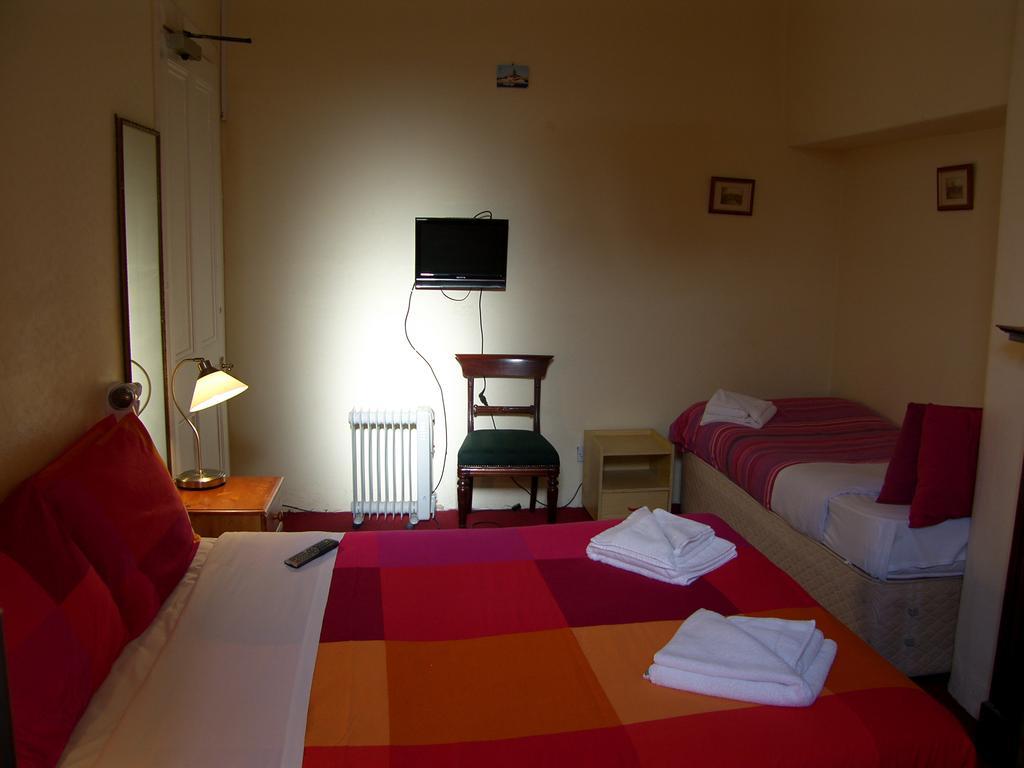 Regis Guest House Edimburgo Habitación foto